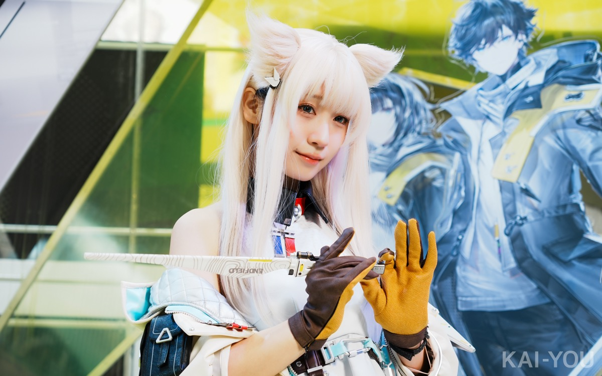 「コミックマーケット107」コスプレイヤー41