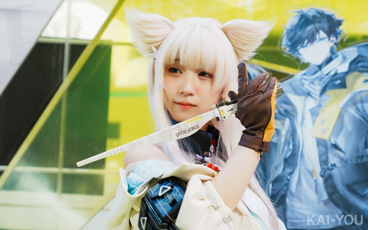 「コミックマーケット107」コスプレイヤー40