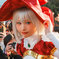 えなこさんの神々しいコスプレ1