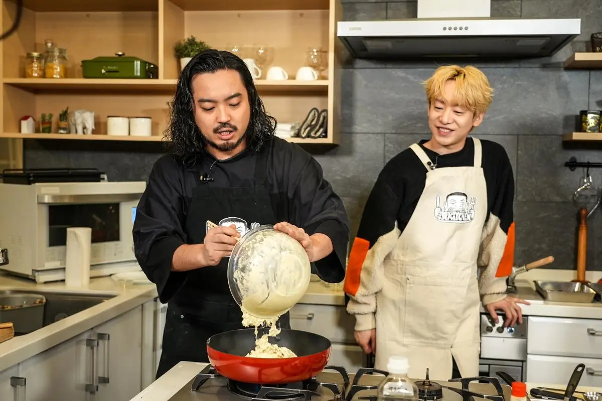 料理中のR-指定さん