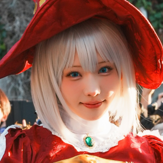 えなこ、コミケで“道”をつくり出す　6年ぶりコスプレ参加はモーセの海割りの如し