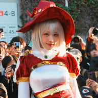 えなこさんが披露した『2.5次元の誘惑』のキャラクター・753♡（イコラ）のコスプレ