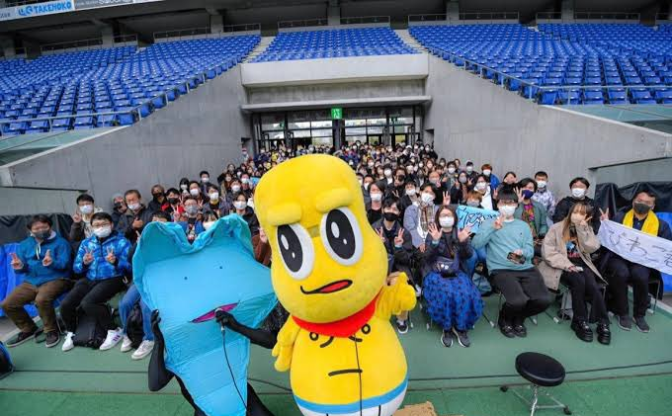 びわ湖くん、ピーナッツくんとZepp Shinjukuで無料ライブ開催