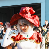 えなこさんの神々しいコスプレ4