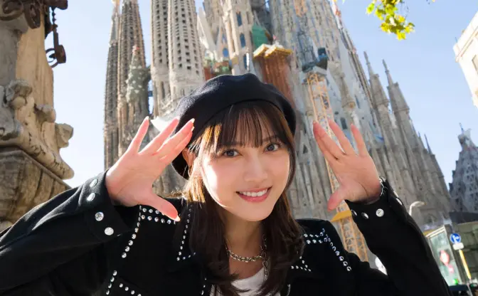 桃月なしこ、6年ぶりの写真集発売　先輩 川崎あやと同じスペインで魅せる集大成