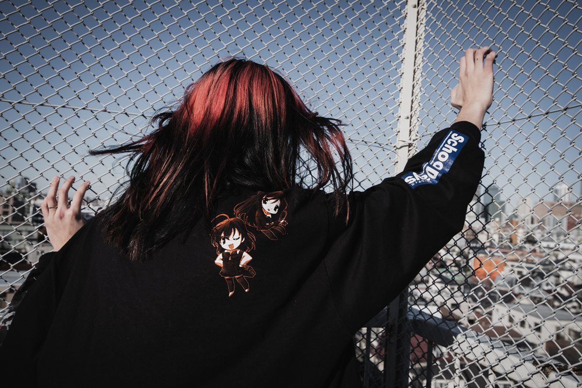 Chillweeb×『School Days』コラボアパレルルック3