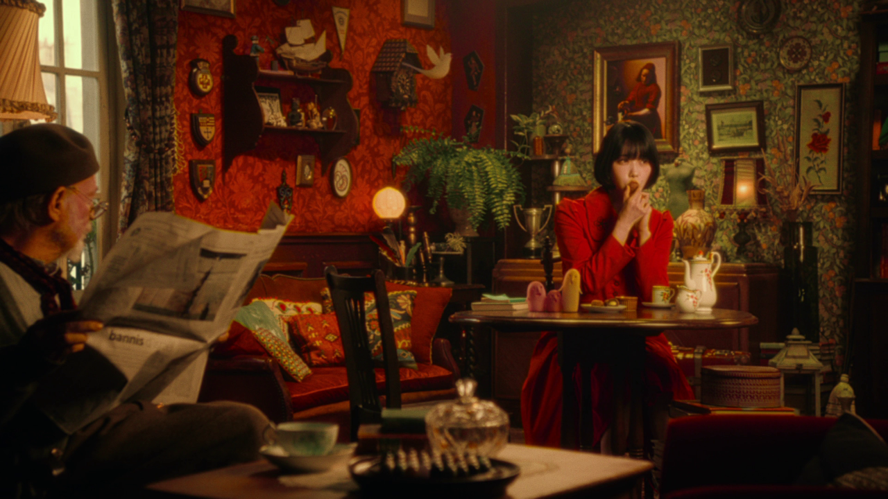 「クリームブリュレホットドーナツ」CM場面写真