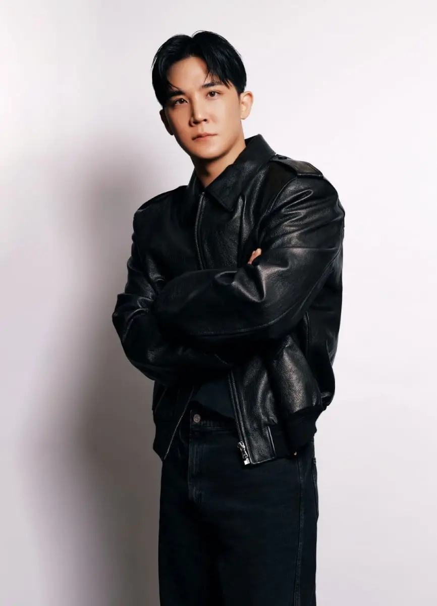 XGプロデューサーSIMON、コカイン所持容疑で逮捕　XGのワールドツアー真っ只中