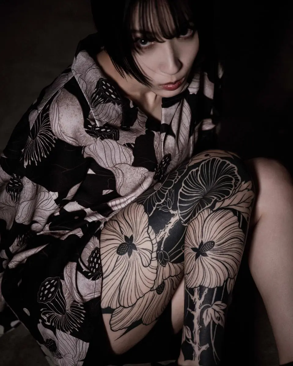 GAKKIN×BUDSPOOLコラボアイテム着用ルック