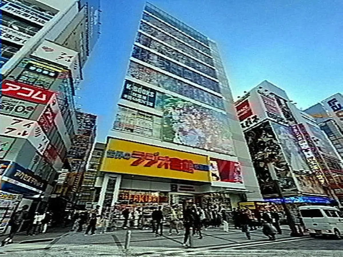 どんな写真も“平成初期風のビデオ画質”に変換　Webアプリ「HEISEI-VHS」を使ってみた