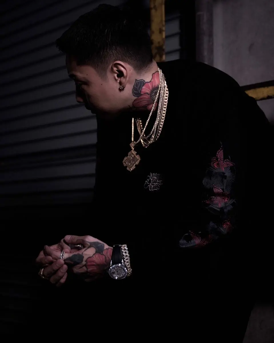 GAKKIN×BUDSPOOLコラボアイテム着用ルック