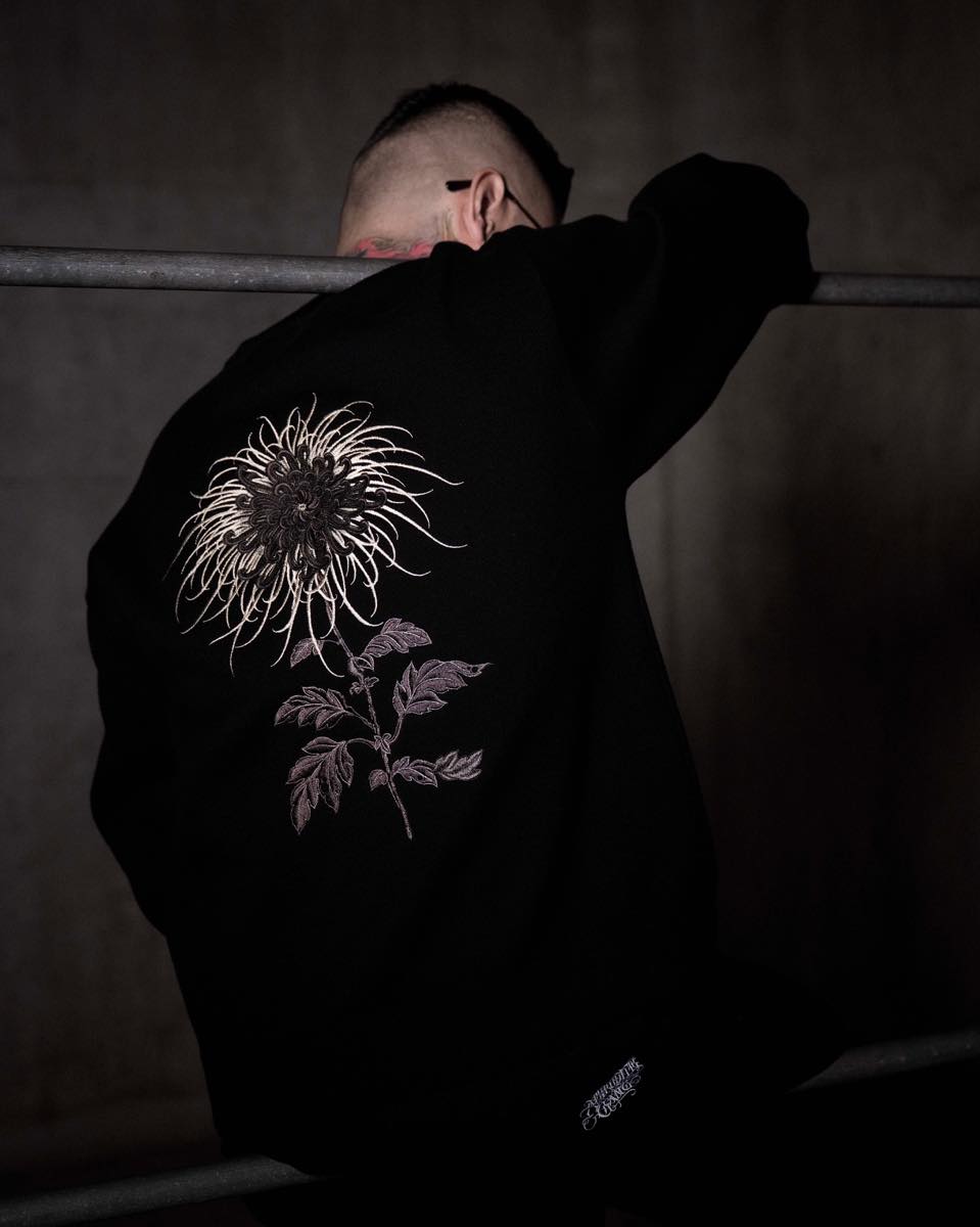 GAKKIN×BUDSPOOLコラボアイテム着用ルック3