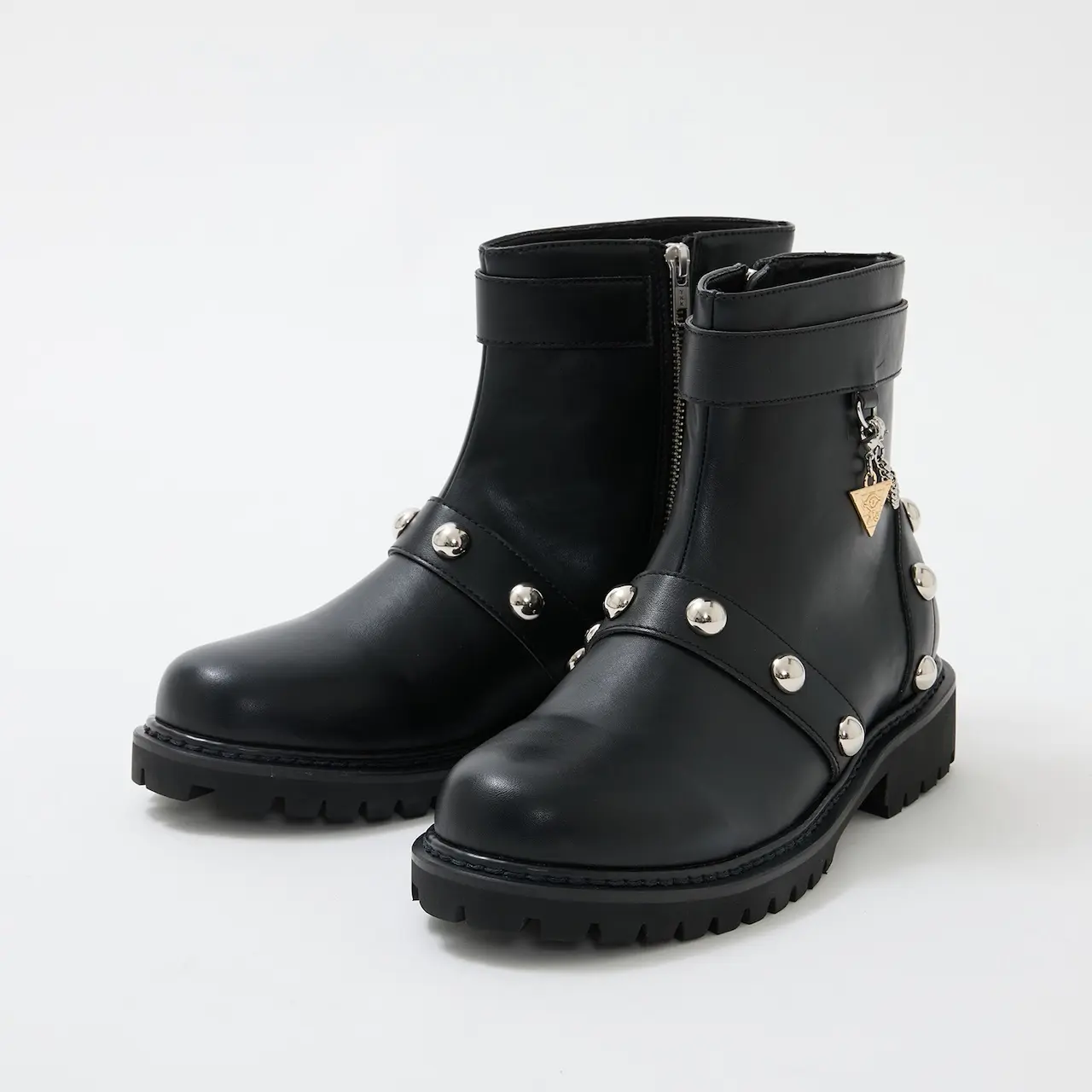 ブーツ／22,990円（税込）