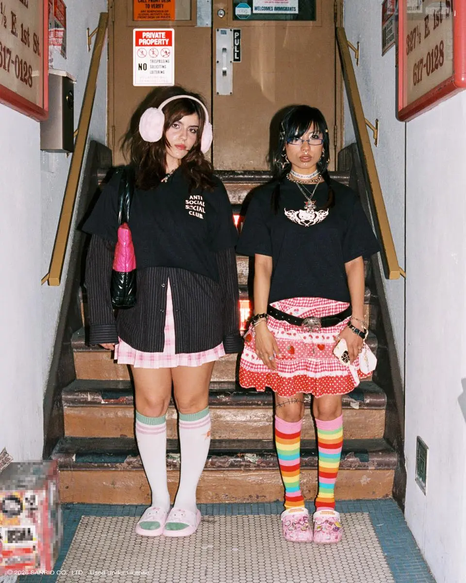 Anti Social Social Clubのアイテム