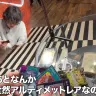開封を楽しむ山田涼介さん、菊池風磨さん