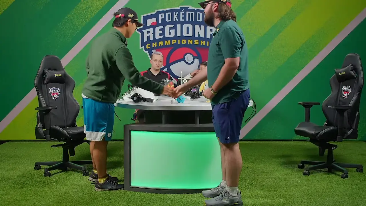 すぐさま握手を求めるFirestar73選手