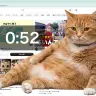 画面に居座る図々しいネコ／画像はGoogle Chromeウェブストア「Cat Gatekeeper」から