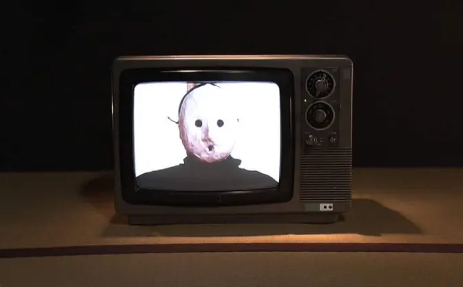 NHKが『変な家』の覆面ホラー作家 雨穴を特集　新作の舞台裏に密着