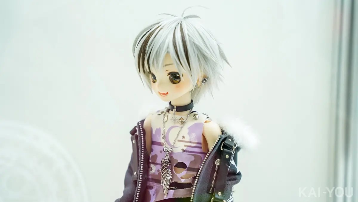 鈴木勝さん私物「漆黒の捕食者　Darkness Eater(1/4サイズ)」