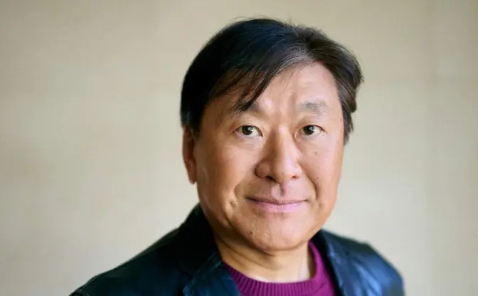 作家の鈴木光司さん死去、68歳 『リング』でホラーブームを牽引