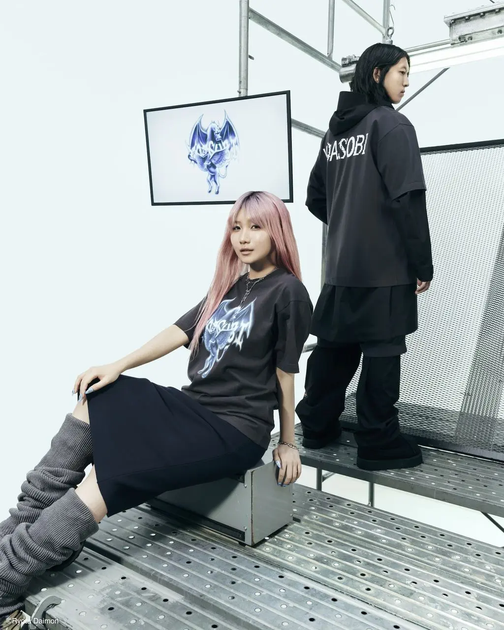 YOASOBI×UT コラボTシャツ