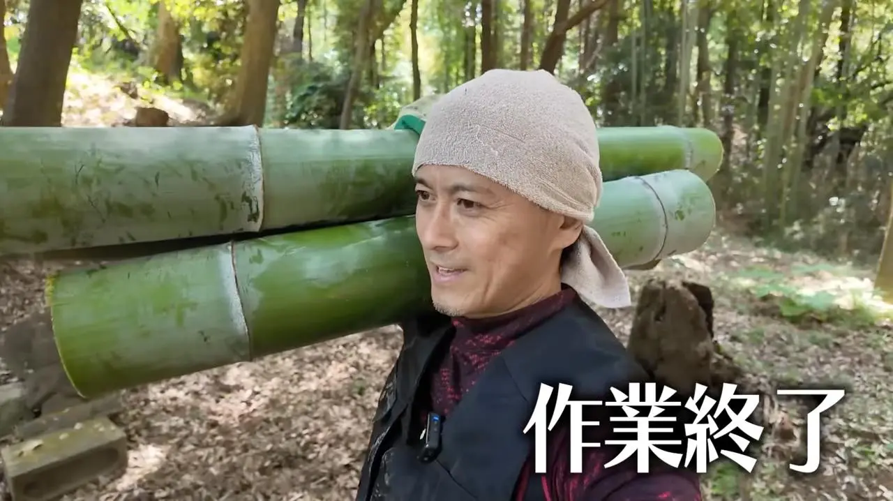作業を終了した山口達也さん