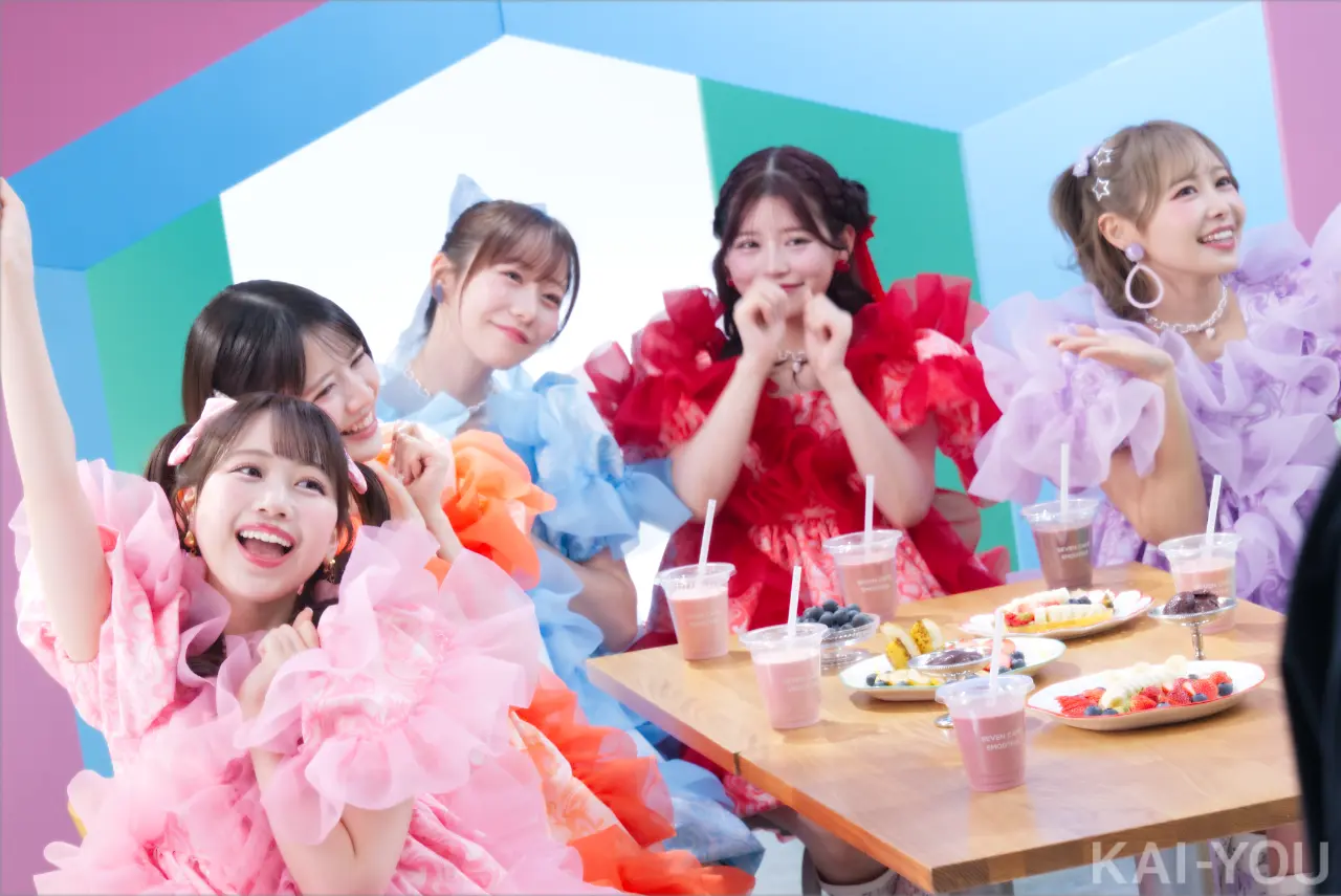 FRUITS ZIPPERって自由だから可愛い　ブレない「ピュア」を貫く真中まな×櫻井優衣インタビュー