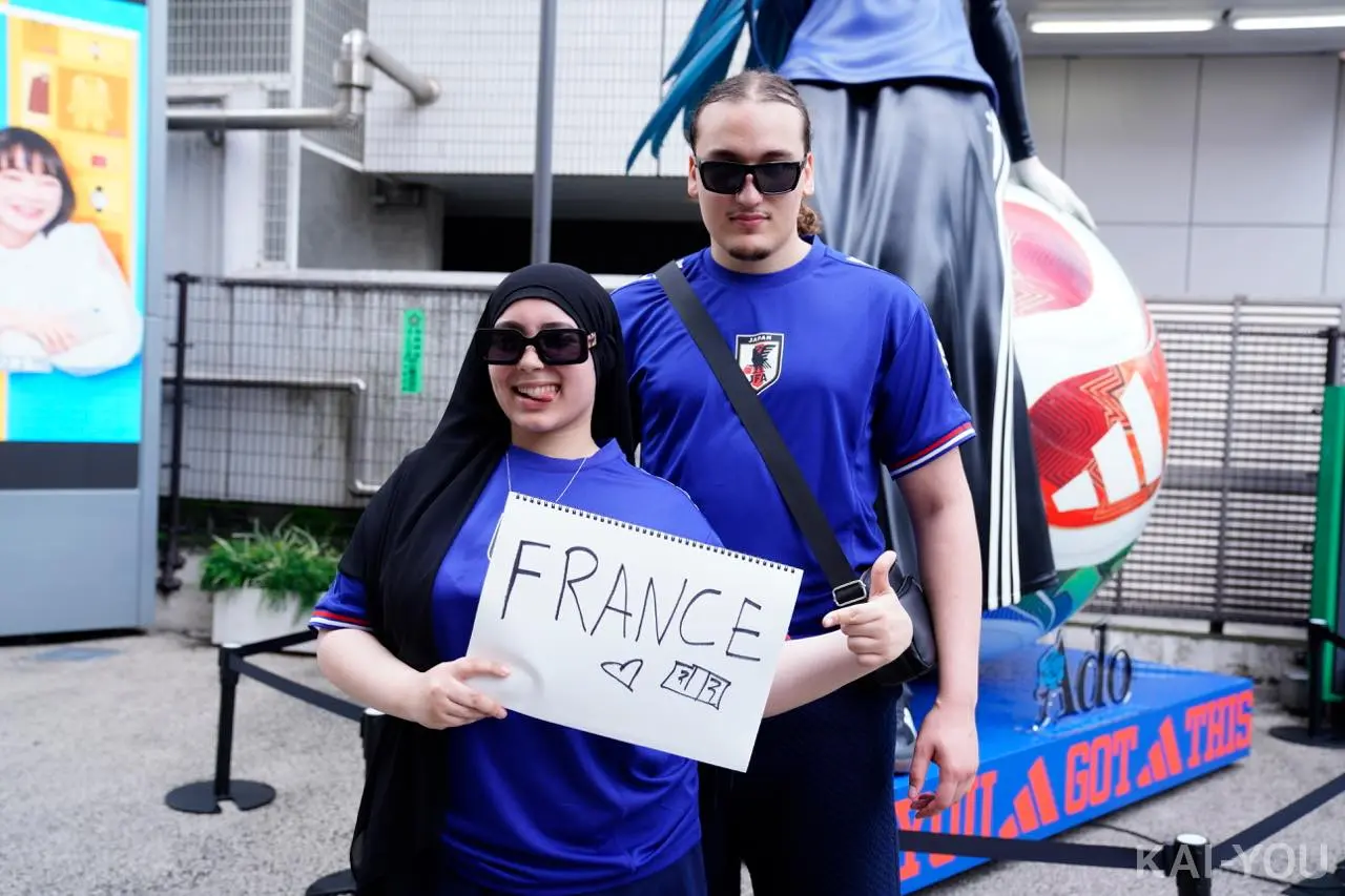モロッコ系とアルジェリア系フランス人の2人。日本も大好き！ 優勝予想はフランス！