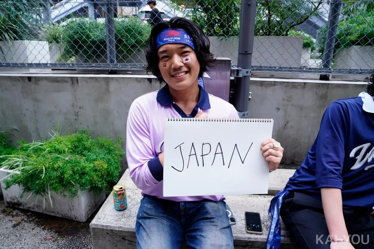 JAPAN！ 鼻毛が出ていないかしきりに気にしていたのが印象的でした（出てませんよ！）