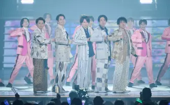 嵐がラストライブで示した“国民的アイドル”の真髄──涙ではなく笑顔を生み出した5人