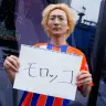 「（取材する人に）バイアスがかかっちゃうといけないんで」と、タイのクラブチーム・ポートFCのユニフォームを着てきたカメラマン