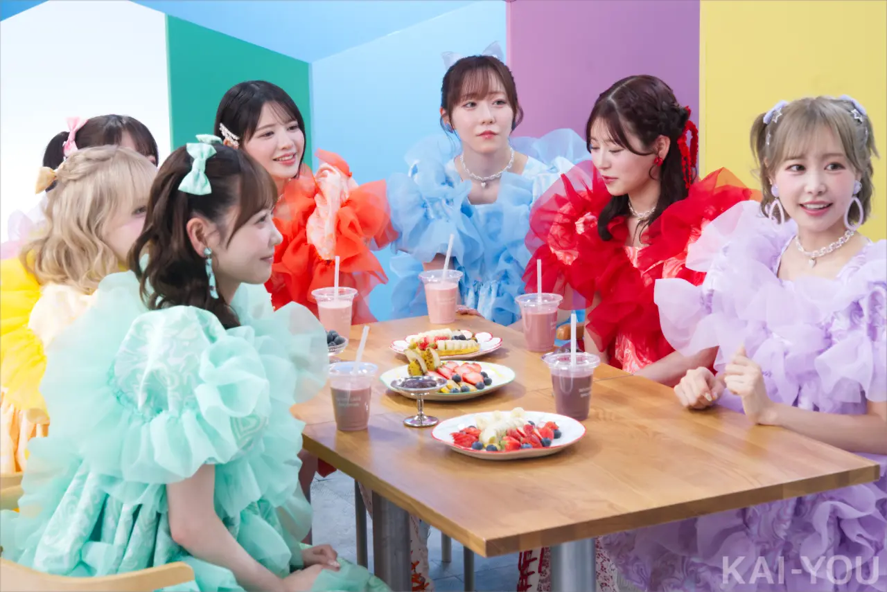 FRUITS ZIPPERって自由だから可愛い　ブレない「ピュア」を貫く真中まな×櫻井優衣インタビュー