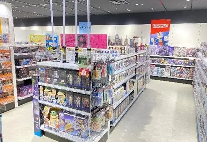 「トイザらス 上野マルイ店」店内画像