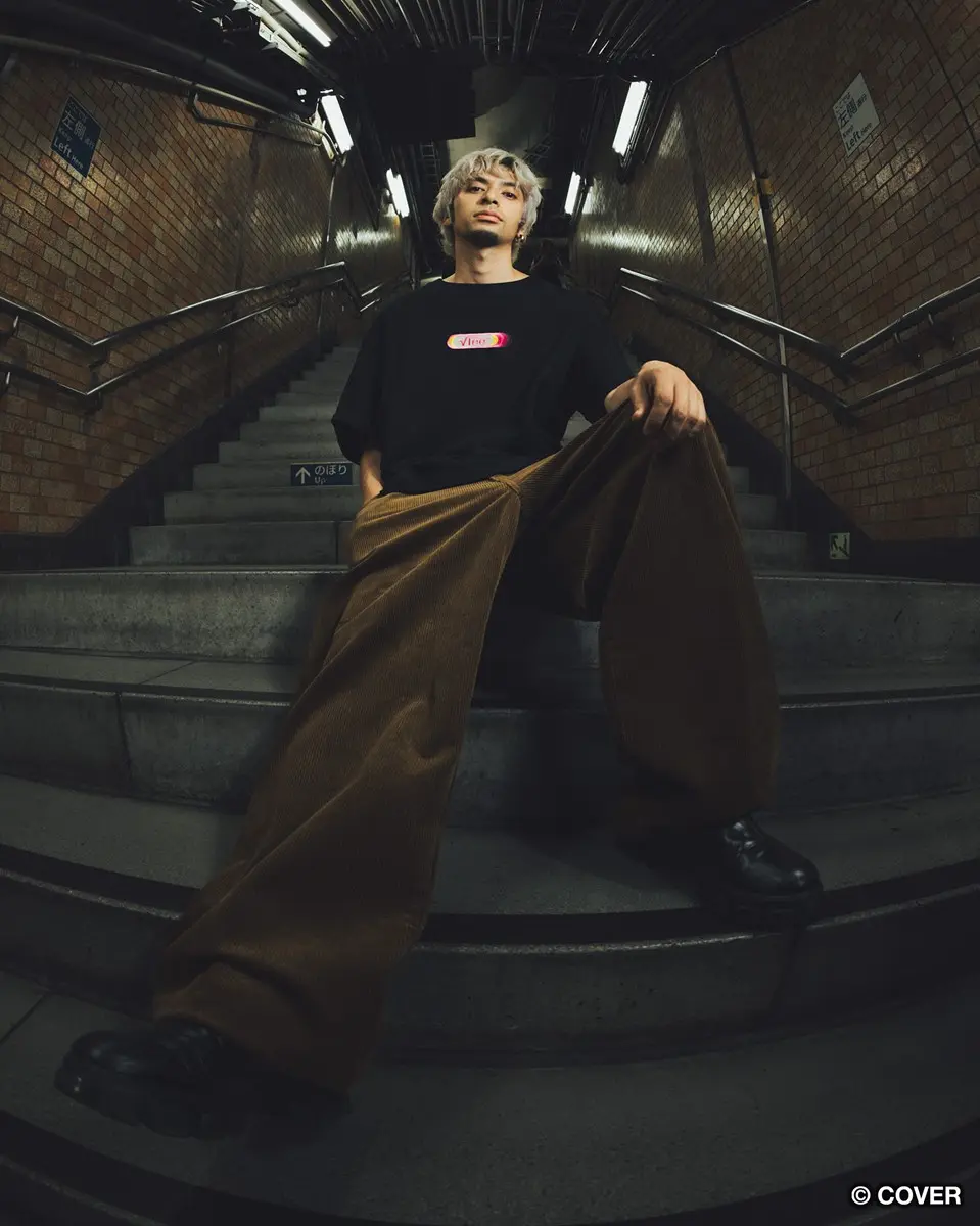 「VTee × hololive Collection」ルック5