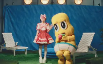 水曜日のカンパネラ×ピーナッツくん、コラボMV公開　テーマは“本物のいちご狩り”