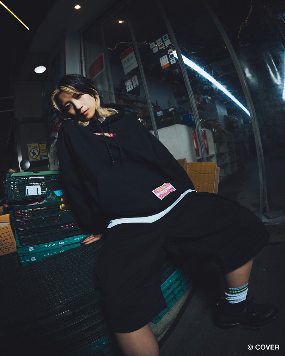「VTee × hololive Collection」ルック16