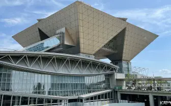 「コミックマーケット108」閉幕、26万人が来場　悪天候や会場工事の中で前年比1万人増