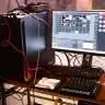 6時間のVJパフォーマンスを終えたばかりのGALLERIAのPC