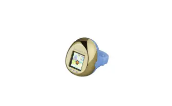 “世界最小”の指輪型たまごっち「Tamagotchi ring」発表　指にはめてお世話できる