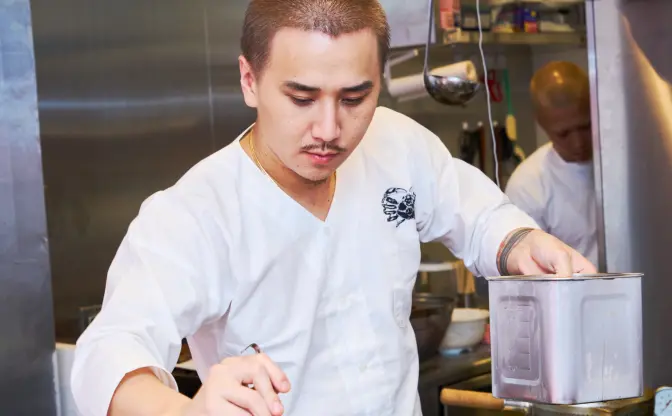 料理人こめお、UMAMI LAB取締役を退任　格闘家 朝倉未来と設立した食品メーカー