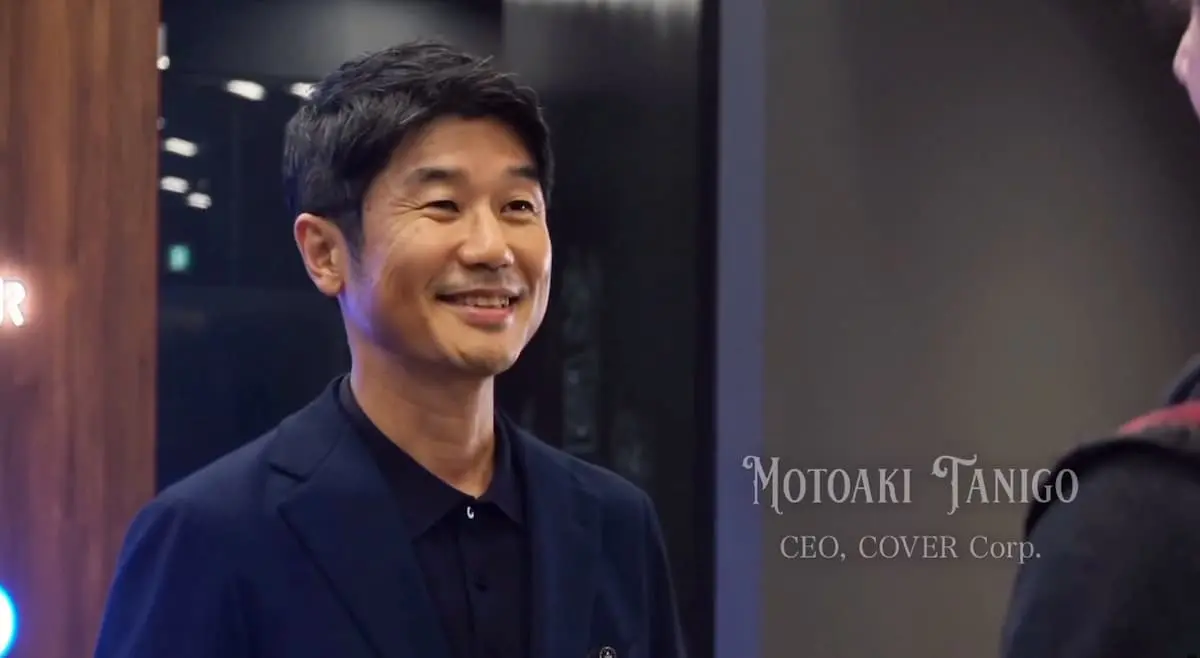 Matthew Mercerさんを出迎えた谷郷元昭さん／画像はホロライブ英語圏公式アカウントから